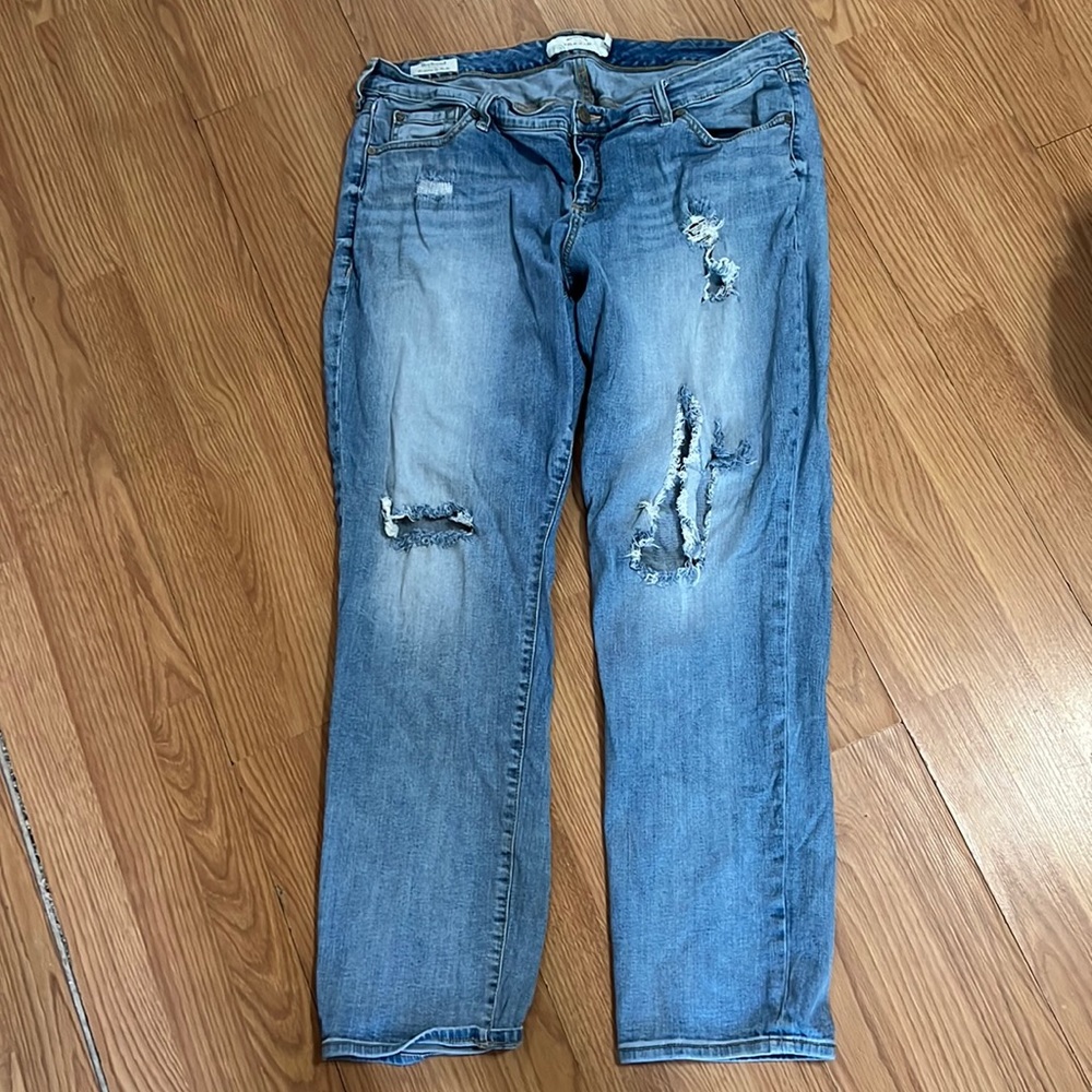 Torrid Boyfriend Distressed Jeans Size 18